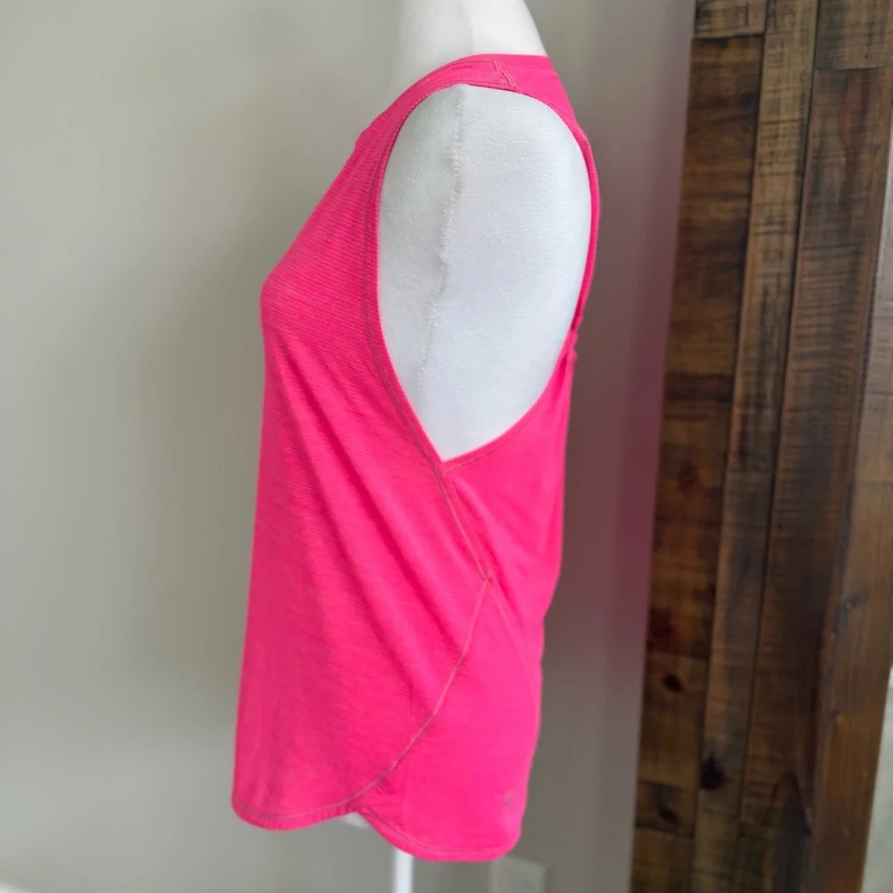 Lululemon In A Cinch Tank Top Heathered‎ Neon Pink Womens Size 4